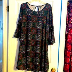 Women’s extra large, black multicolor dress